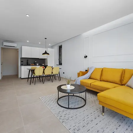 Apartment Pollentia Pula
